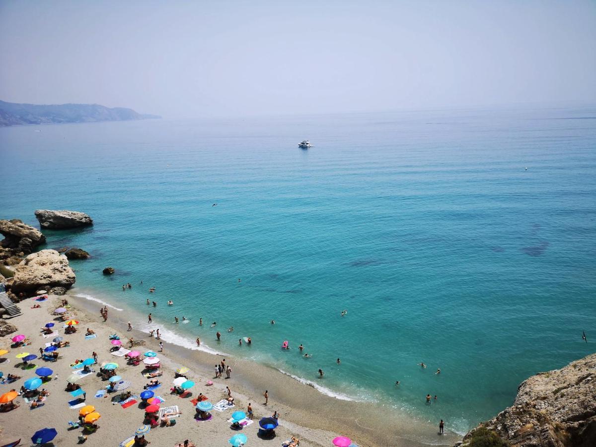 Carabeo Vista Mar Apartman Nerja Kültér fotó